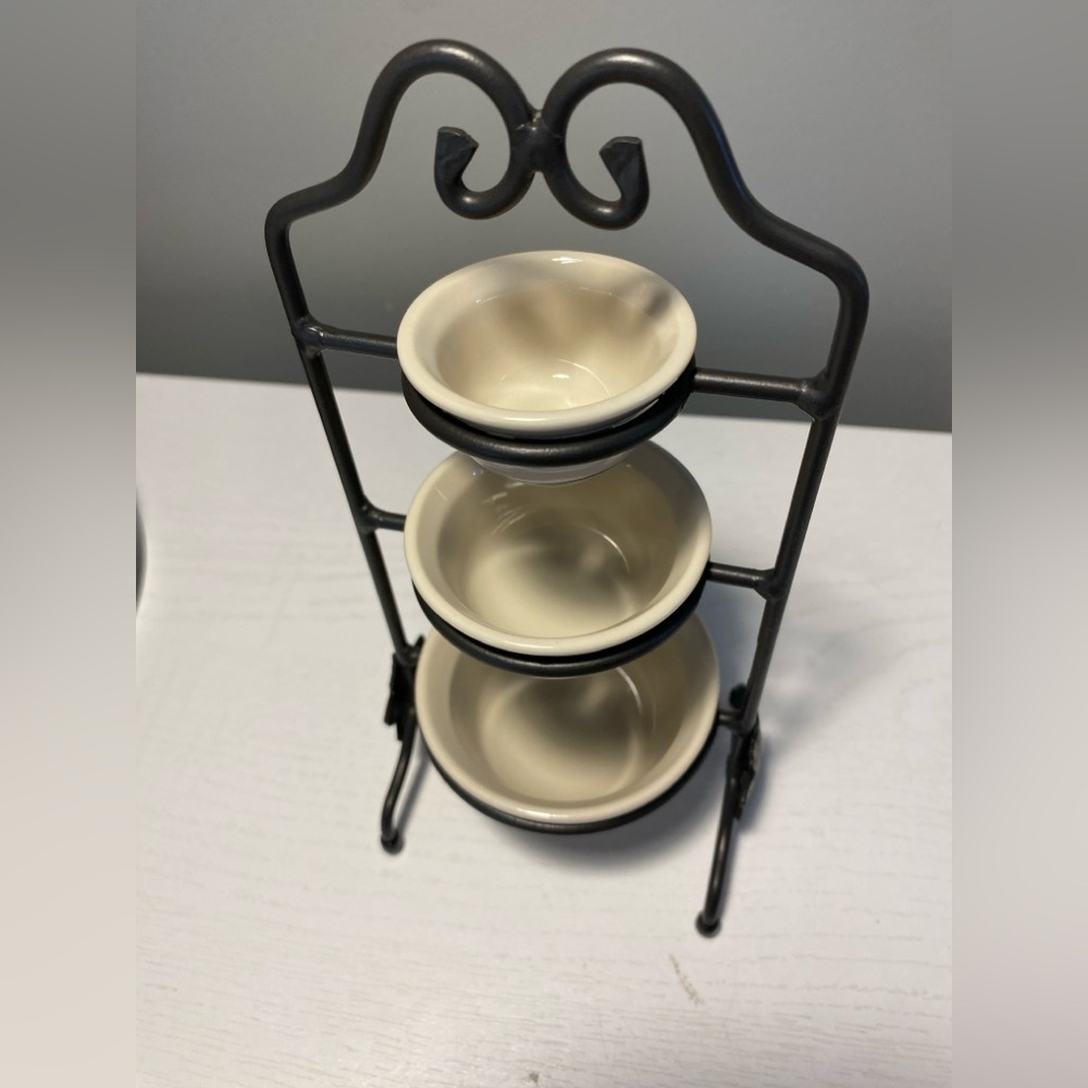 Longaberger Collectors Club Miniature Wrought Iron Mixing Bowl Stand and Bowls - Picture 4 of 6